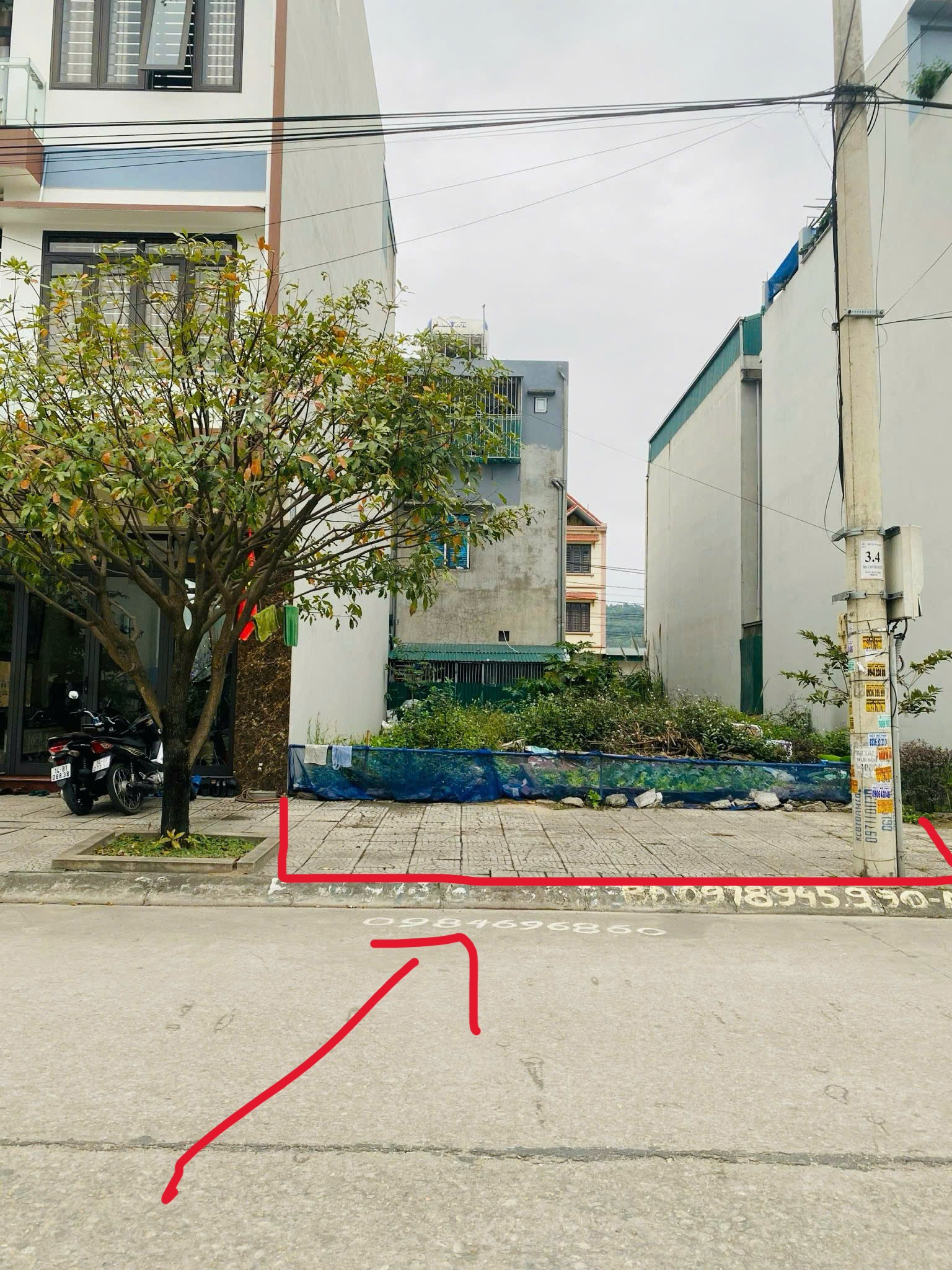  Sinh viên thiếu tiền đóng trọ, cần bán đất thổ cư 100m2 