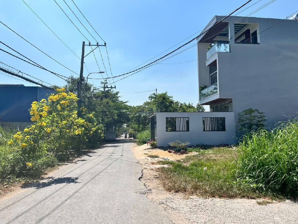  Bán Gấp 2000m2 Trần Văn Giàu, Phạm Văn Hai , Bình Chánh - Ful TC  Chỉ 82 Tỷ 