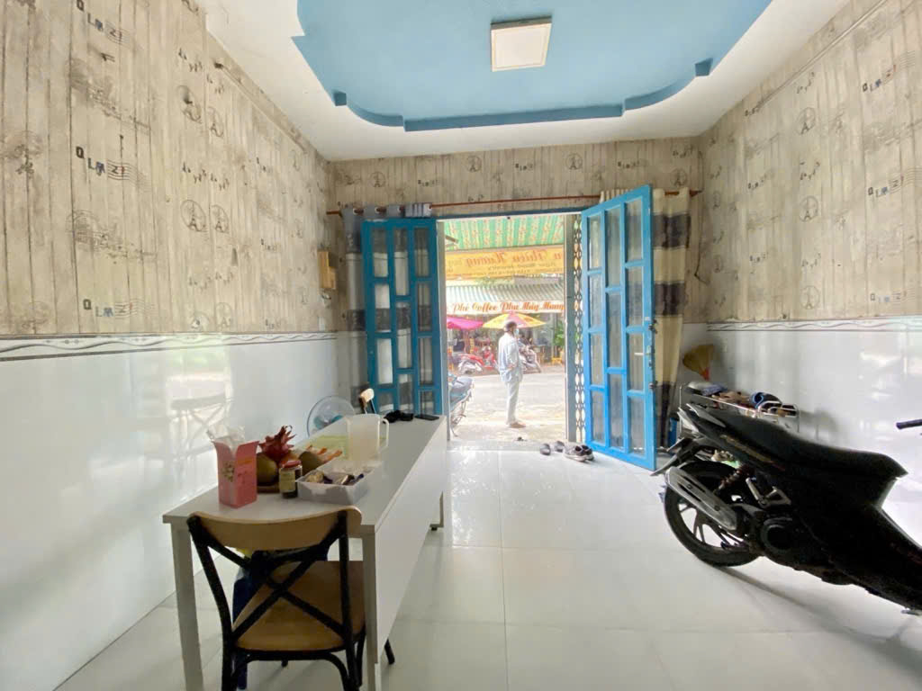  Mặt tiền kinh doanh Dương Văn Dương, Quận Tân Phú, 40m2, 2 Tầng 5,6 Tỷ 