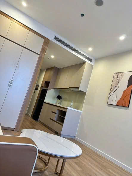  CẦN BÁN 1 CĂN STUDIO Ở ICON, MÀ GIÁ LẠI BẰNG 1 CĂN 2 PHÒNG NGỦ MÌNH MUA Ở BIM ,HẠ LONG QUẢNG NINH 