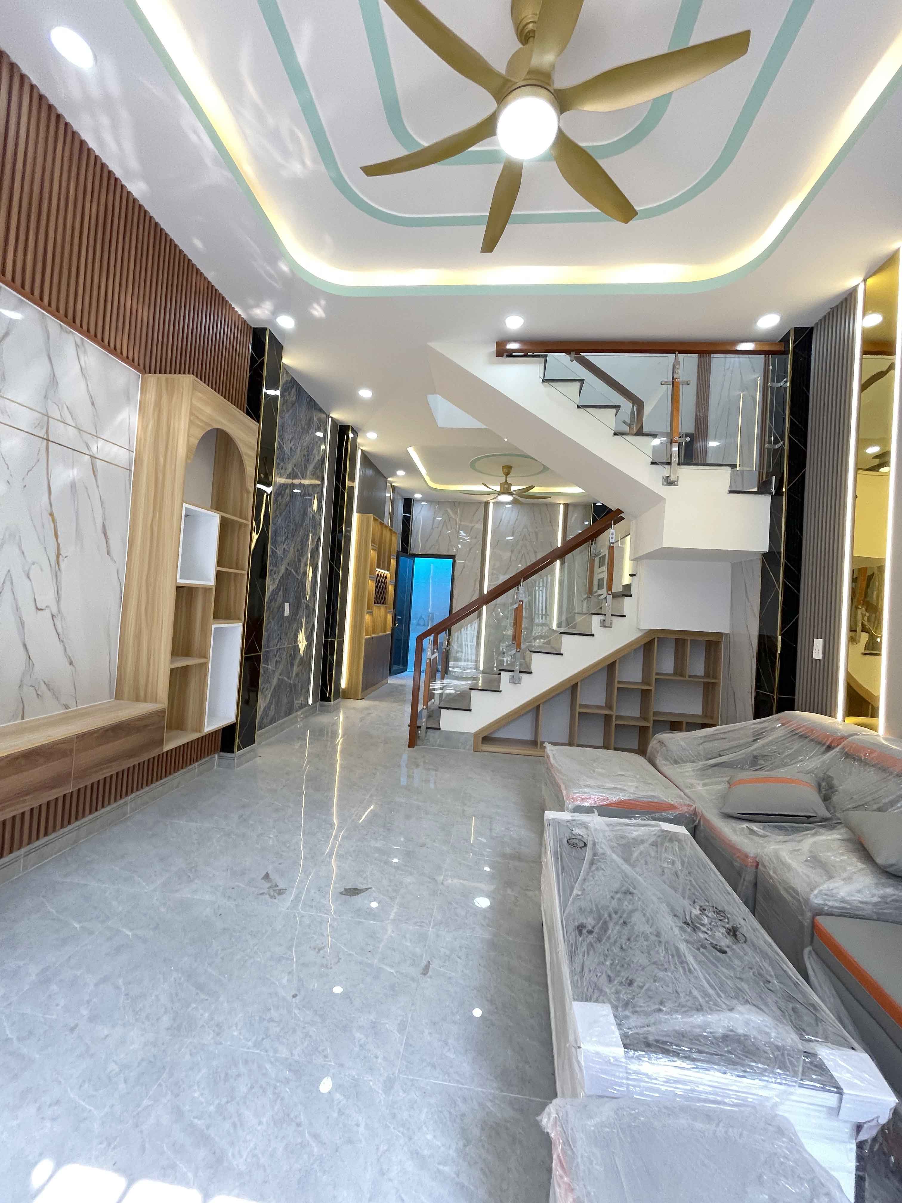  4 Tỷ Có Nhà Đẹp Thủ Đức? – 50M² 2 Tầng Full Nội Thất – Sát Tỉnh Lộ 43 – Xe Hơi Tới Cửa 