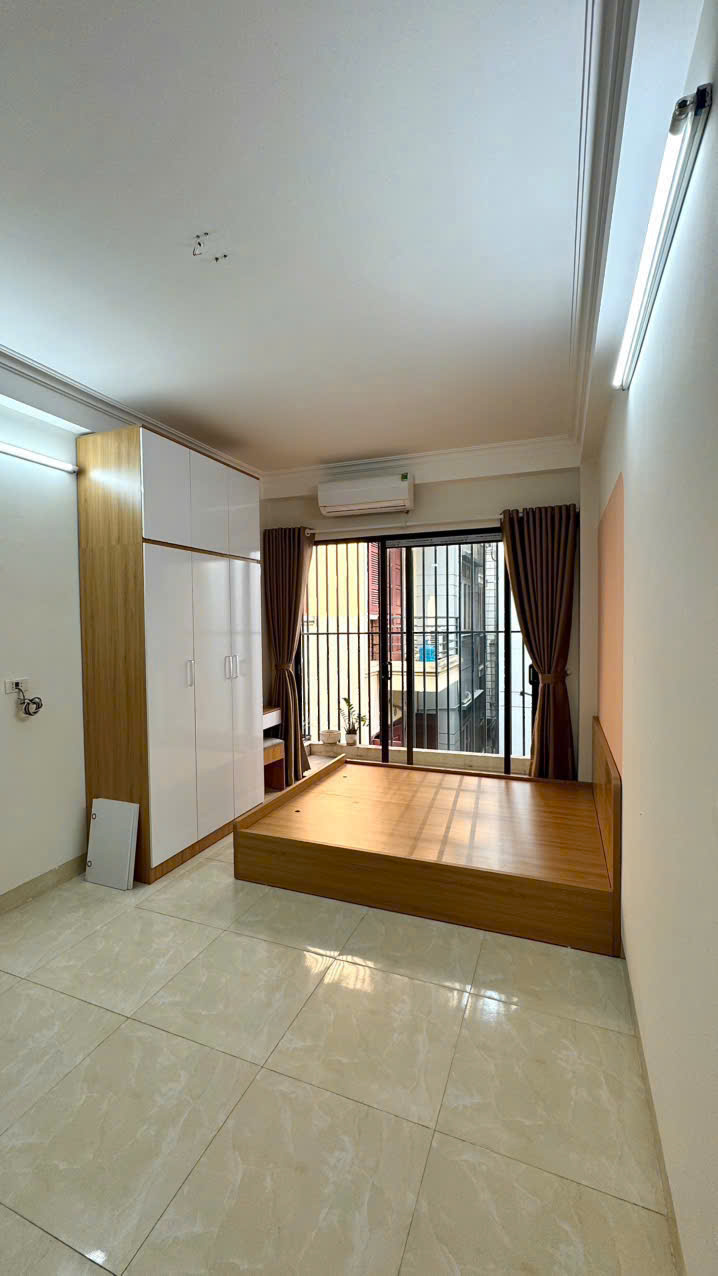  Cho Thuê Ccmn Full đồ đẹp máy giặt riêng ban công thoáng ngõ 178 Tây Sơn, Đống Đa 