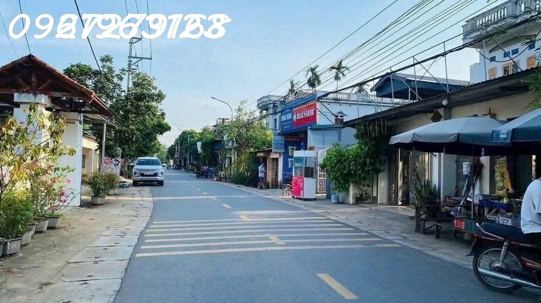  Bán gấp lô đất 100m2 gần Metro số 5, khu vực trung tâm Hòa Lạc. Phù hợp xây trọ, đầu tư sinh lời, kết nối Metro 5 – Quốc Lộ 21. Liên hệ xem đất ngay. 