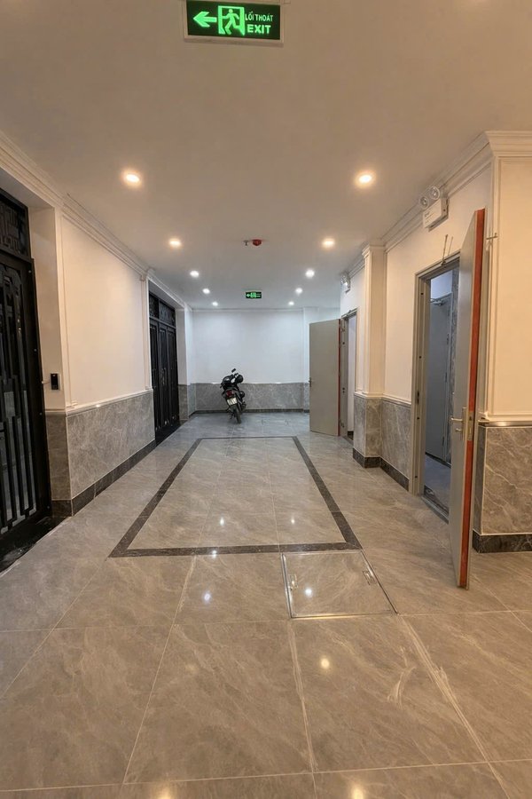  MỞ BÁN TOÀ CCMN CẦU GIẤY – DÒNG TIỀN 120TR/THÁNG – MẶT TIỀN 10M HIẾM
???? Mặt tiền rộng 10m – cực hiếm trong phân khúc
???? Dòng tiền thật 120 triệu/tháng – đã vận hành full 