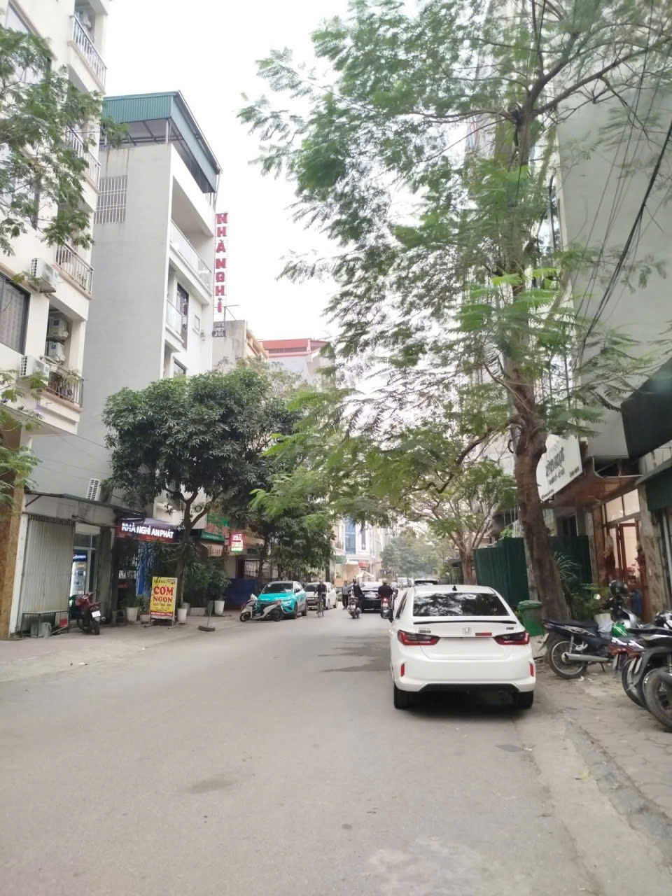  Giảm 2 tỷ  Chính chủ cần bán gấp nhà khu Đấu giá Vạn Phúc 