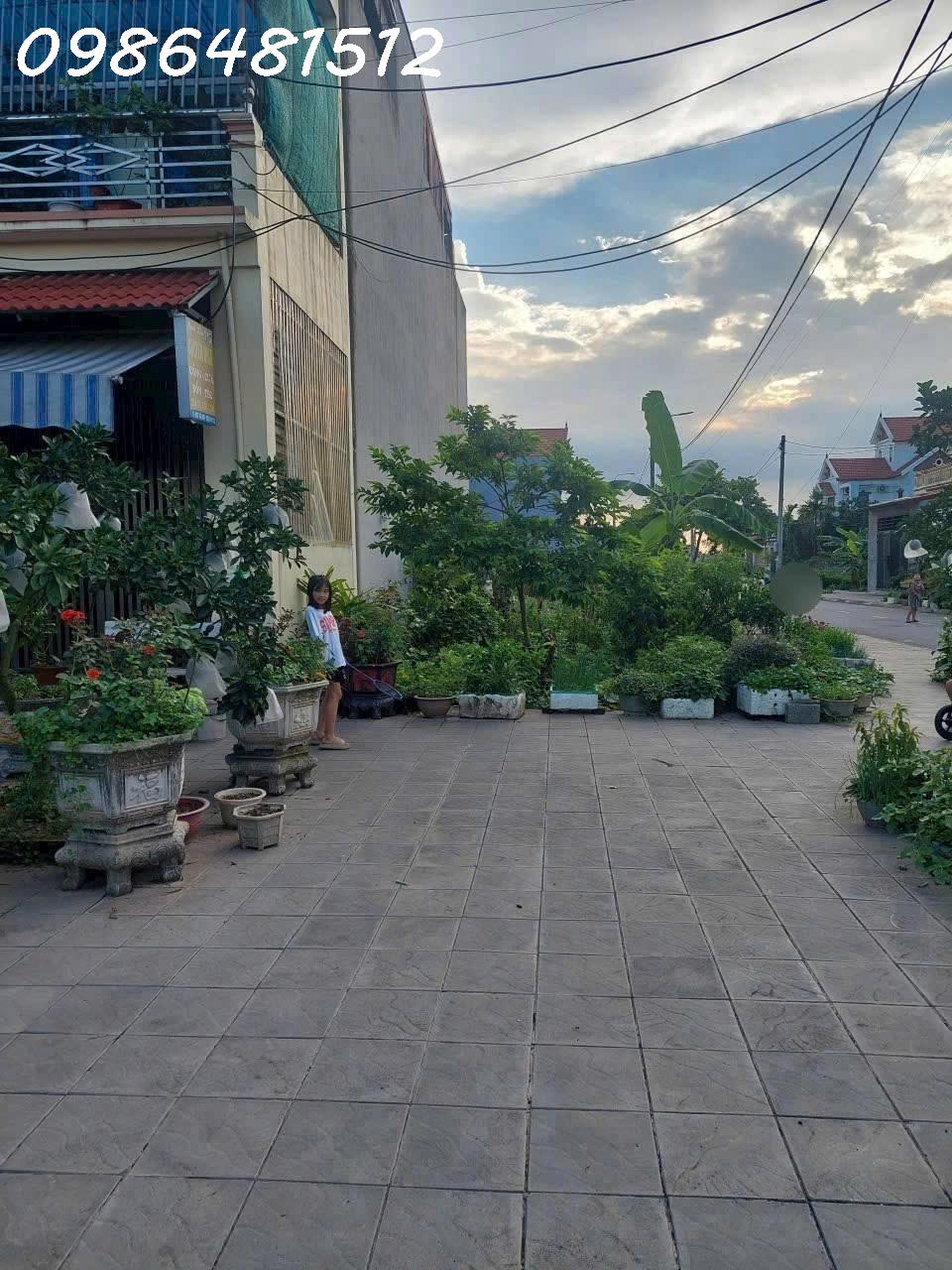  Chính chủ cần bán lô đất KDC tái định cư Cầu Hưng Hà, TP. Hưng Yên, DT 99.5m2, giá đầu tư 