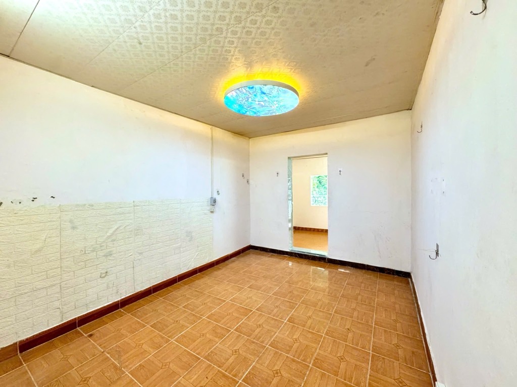  Bán tập thể Quỳnh Mai, 52m 2 ngủ đủ công năng vs khép kín chỉ nhỉnh 2 tỷ 