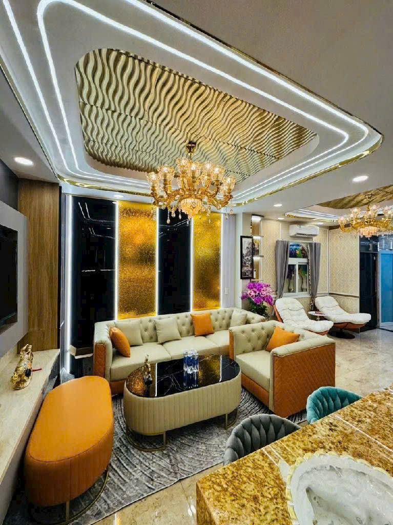  11 tỷ nhỉnh. TÂN BÌNH . Căn Biệt Thự mini . Hẻm ôtô ,sát chợ 