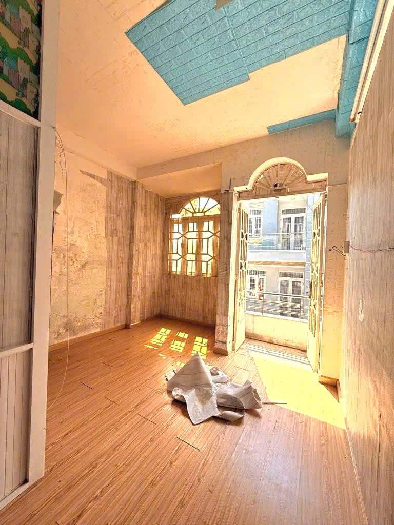  [Q7] Mặt tiền Đường số sát VINCOM Nam Long ko lộ giới _5 tầng_xe Hơi quay đầu (3pn 4wc) 