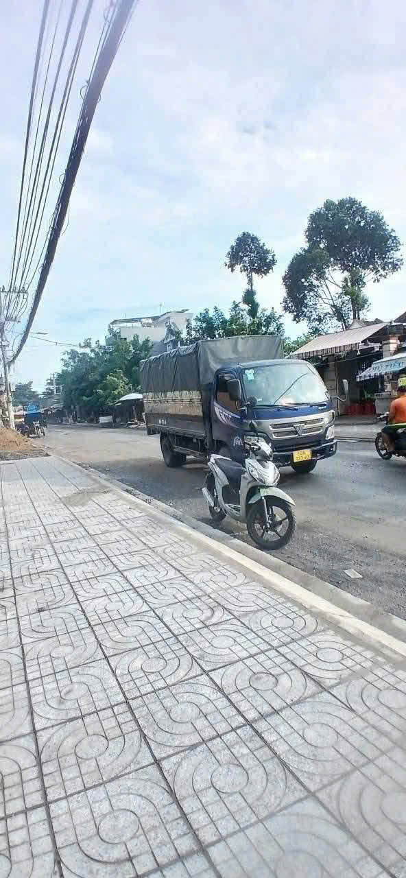  GÓC 2 MẶT TIỀN HÓC MÔN – ĐỐI DIỆN TRƯỜNG TAM ĐÔNG – DÒNG TIỀN SẴN 