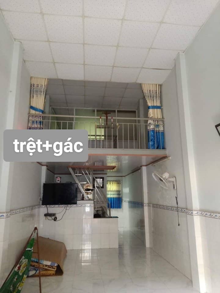  Bán nhà 40m2, Tỉnh Lộ 10, sổ hồng riêng, không quy hoạch. chỉ 2tỷ950 