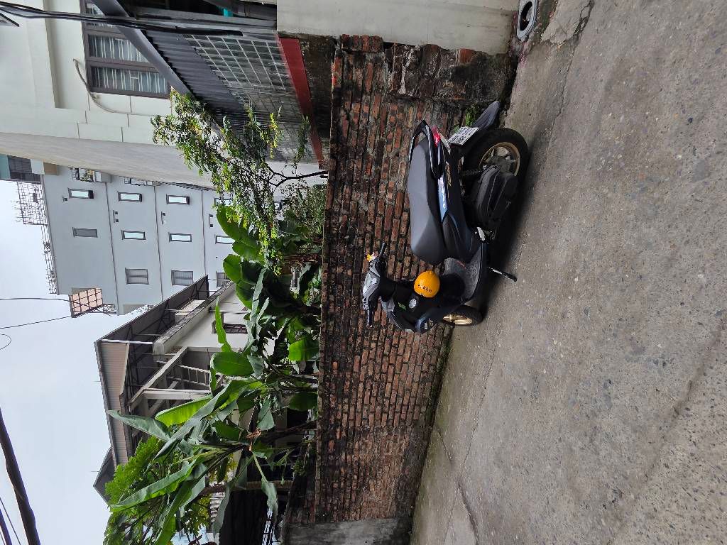  Bán đất Ngọc Thuỵ trong đê gần trường pháp, 100m oto thông, rẻ nhất khu vực 