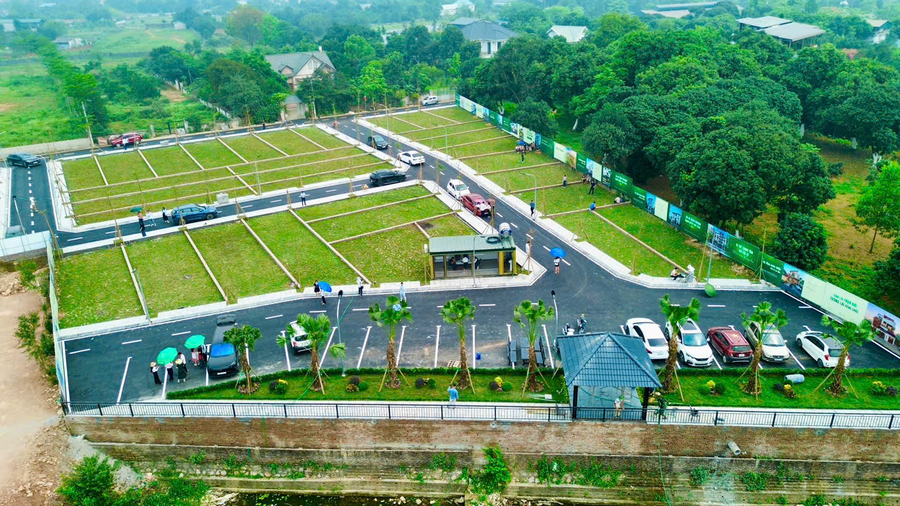  Đây rồi lô đất 2 tỷ , 100m full thổ , tại CNC Hòa Lạc ,ĐH FPT , ĐHQG Hà Nội 