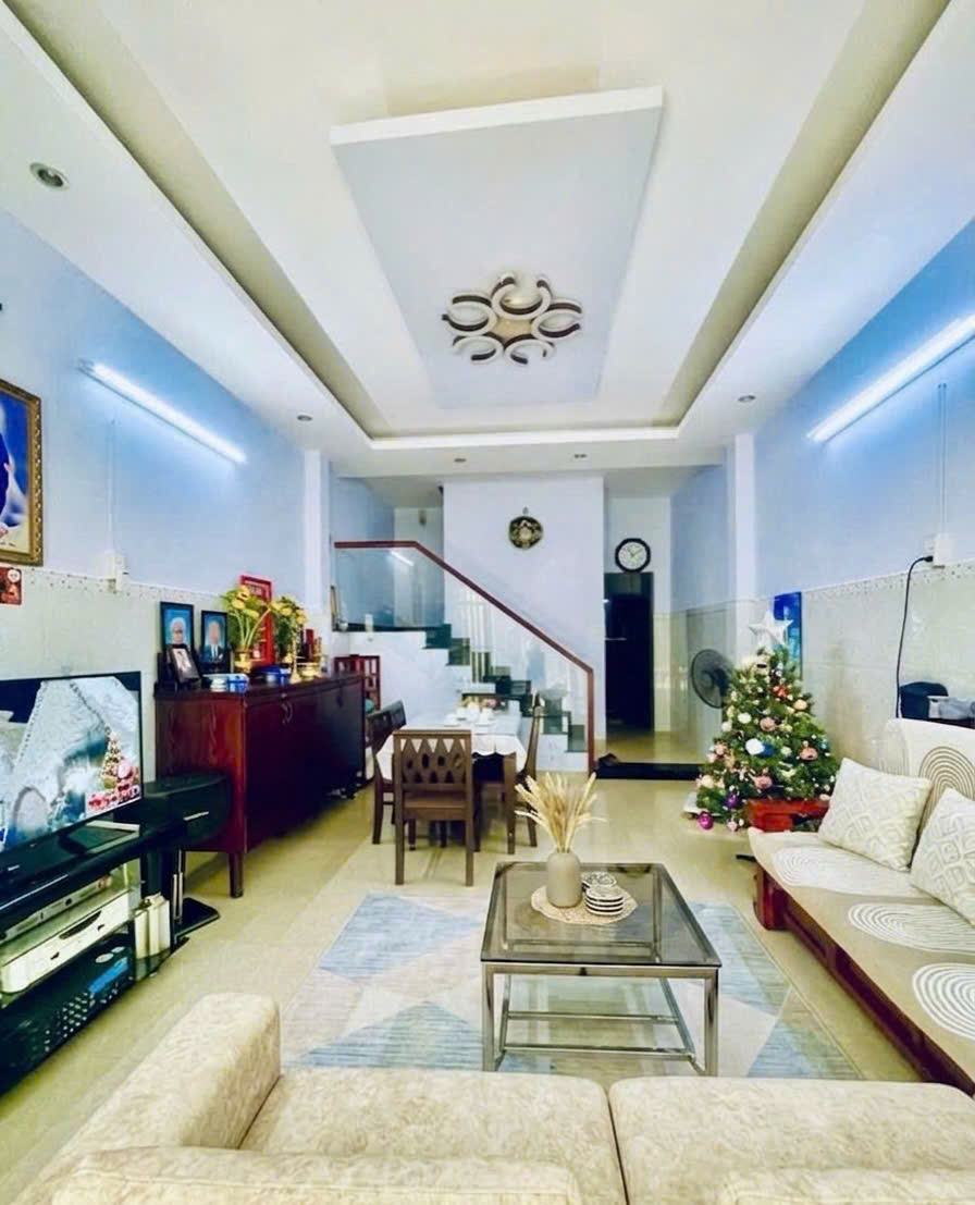  Nhà Đường B3 Tây Thạnh - DTSD 120 m2 - 3 tầng - chỉ nhỉnh 6 tỷ - hxh 