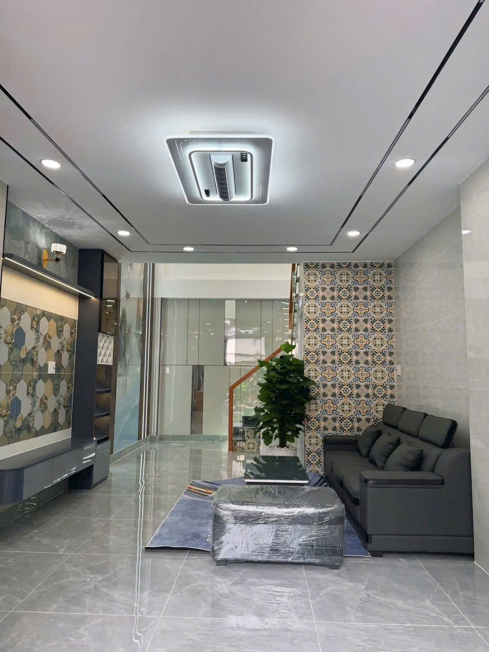  Rẻ nhất phân khúc 4 tỉ khu vực Q.7- 5 tầng, mặt tiền đường số Tân Thuận Quận 7 