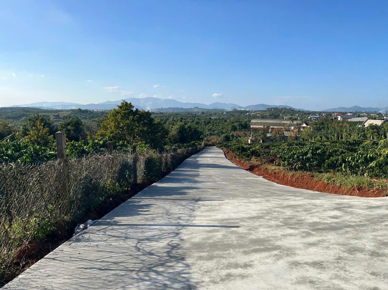  CHÍNH CHỦ CẦN BÁN LÔ ĐẤT CÓ VỊ TRÍ ĐẸP TẠI XÃ TÂN HÀ - LÂM HÀ - LÂM ĐỒNG 