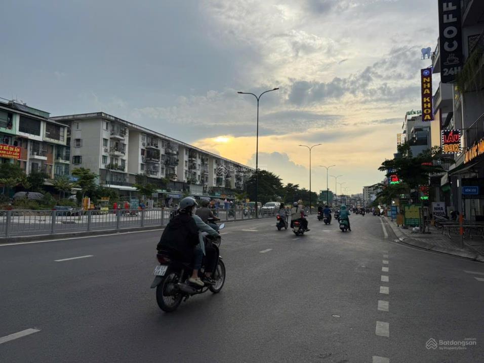  Hot! Nhà góc 3MT Dương Quảng Hàm, Phường 6. DT 107m2 (9x15m) giá 22,5 tỷ (TL) 