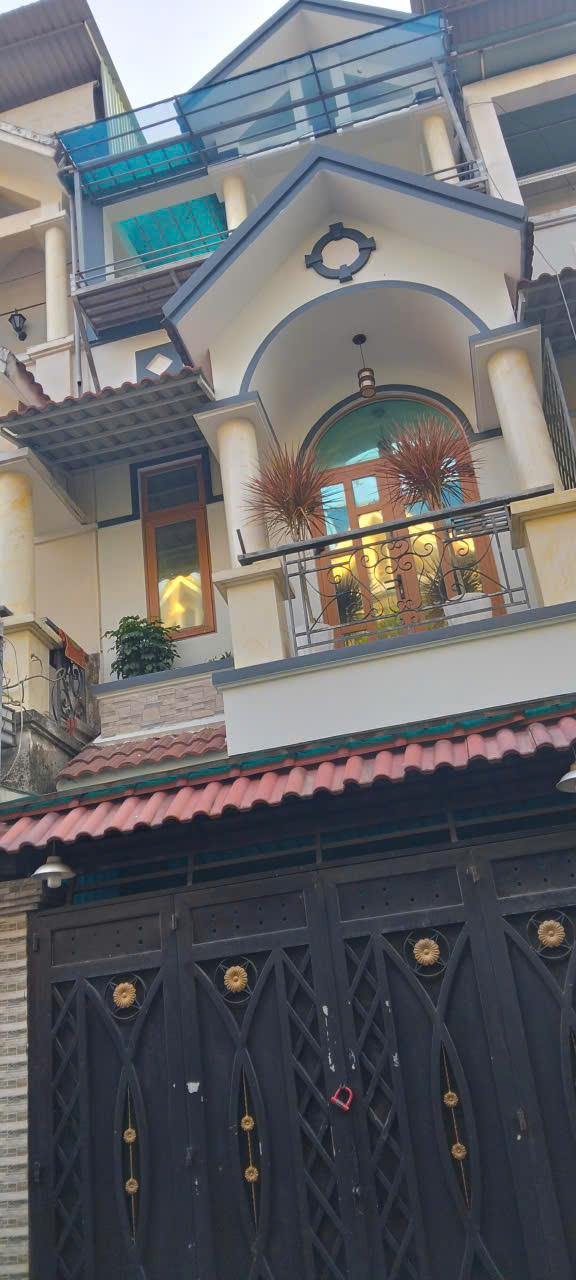  Bán NHÀ HXH RỘNG 6M, NGAY TÔ NGỌC VÂN, QUẬN 12, DT 4 x 13m, 3TẦNG - GIÁ CHỈ 5.5 TỶ 