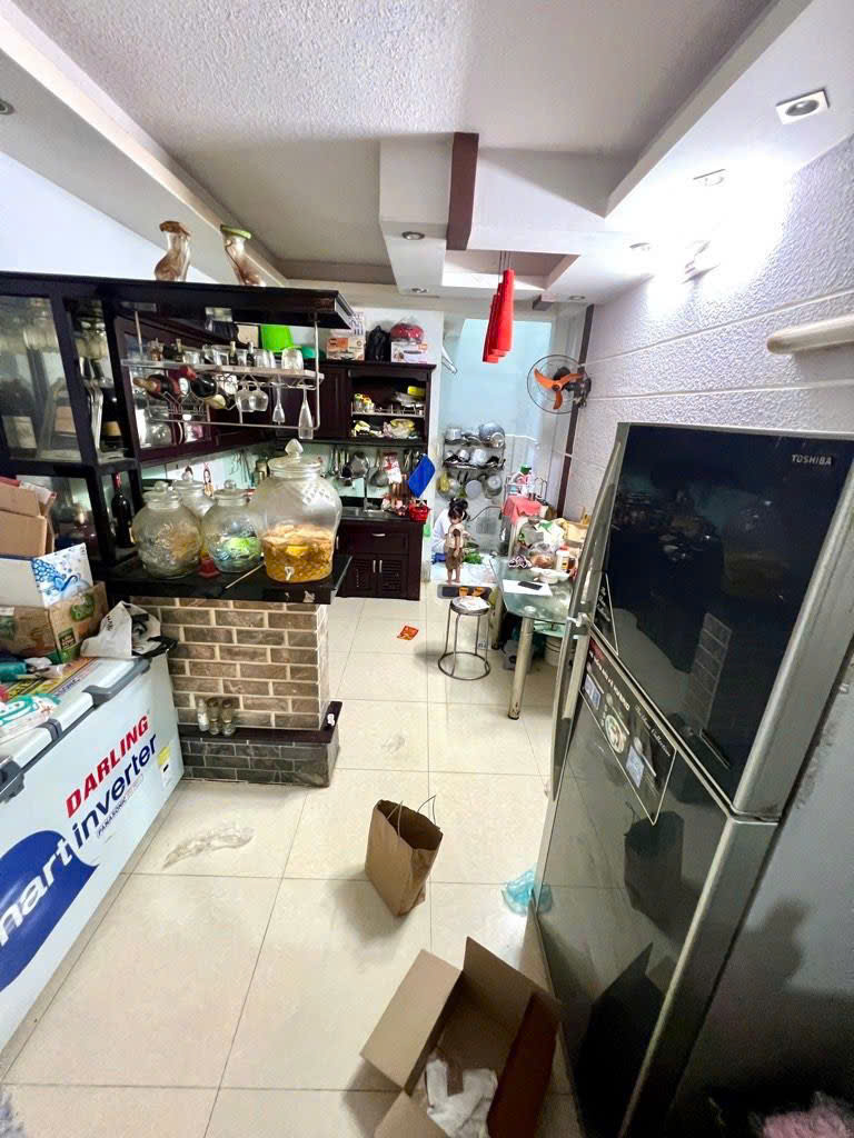 TRUNG TÂM  Q.8 NHUYỄN THỊ TẦN p.2 SÁT CHƠ RẠCH ÔNG HẺM THÔNG TỨ HƯỚNG 