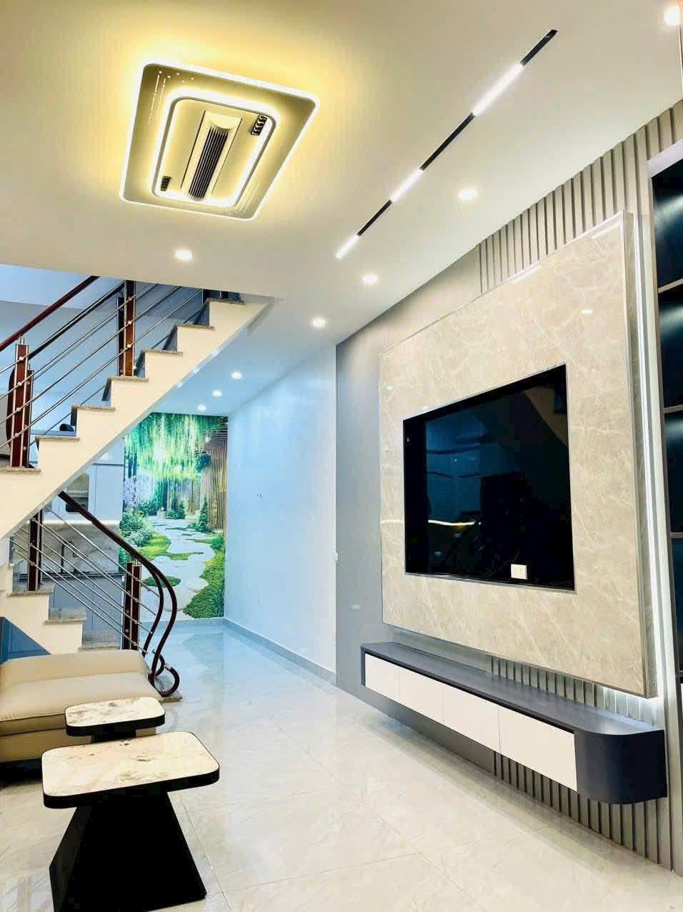 ????Bán nhà Trung Hành - 40m 3 tầng - Đẹp sạch sẽ - Giá rẻ 