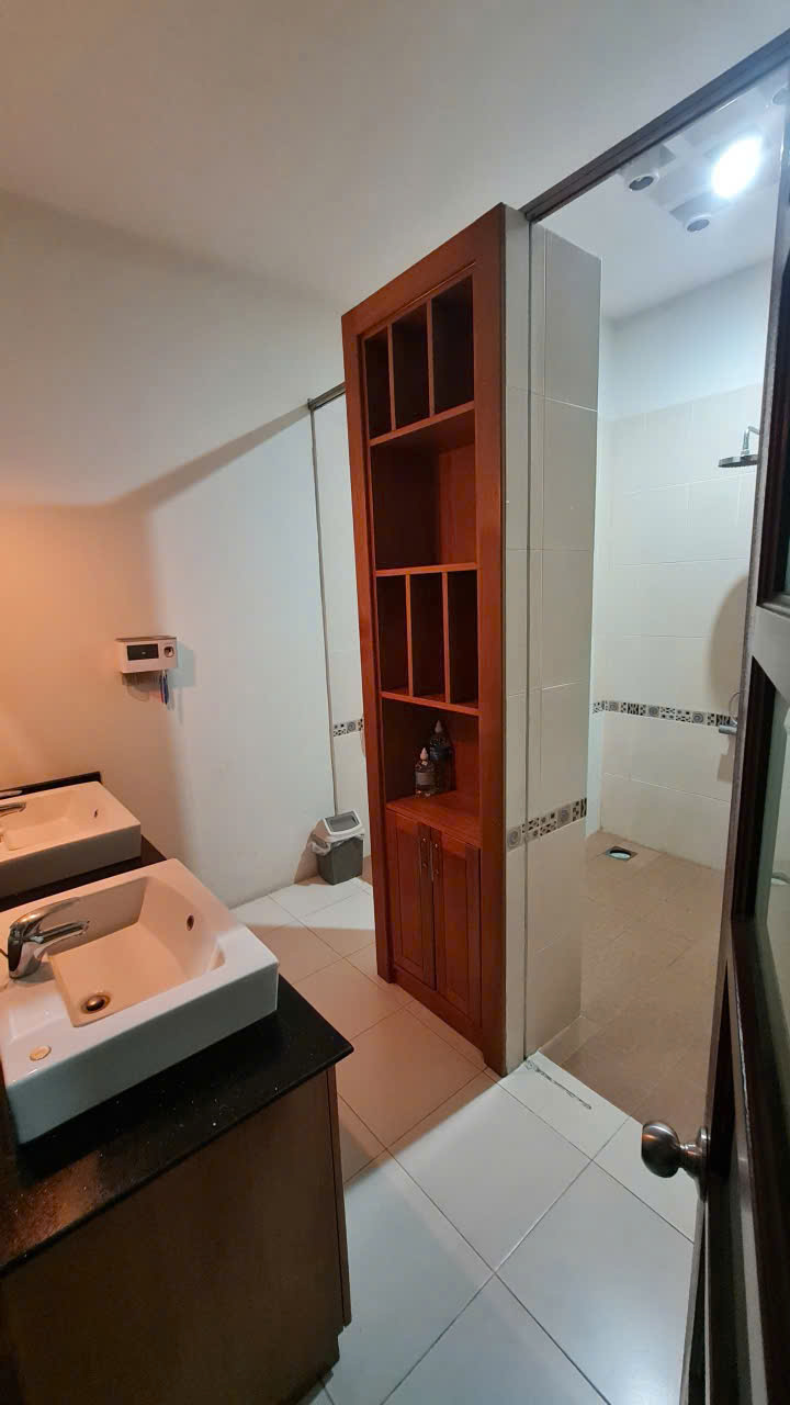  Nhà 4 Tầng MT Trần Quý Cáp – 104.8m² – Ngang 4.57m – Dòng Tiền Ổn Định – 16 Tỷ 