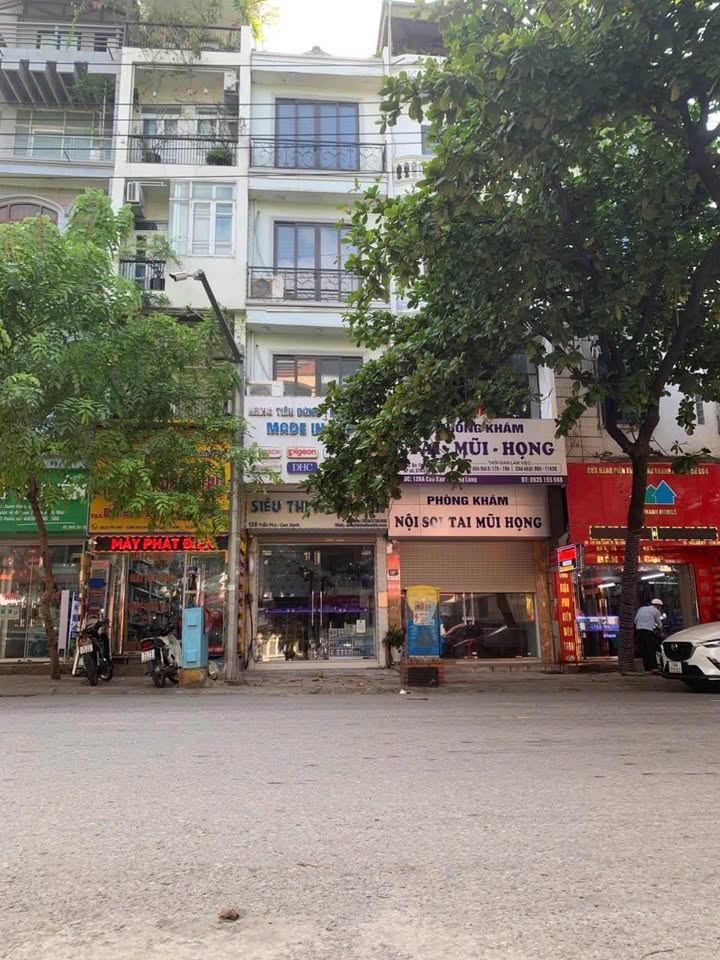  Bán Nhà 4 tầng có diện tích 40m2 ( Mặt tiền 3.4m. Dài 12m) Tại số 126 Trần Phú – Cao Xanh. 