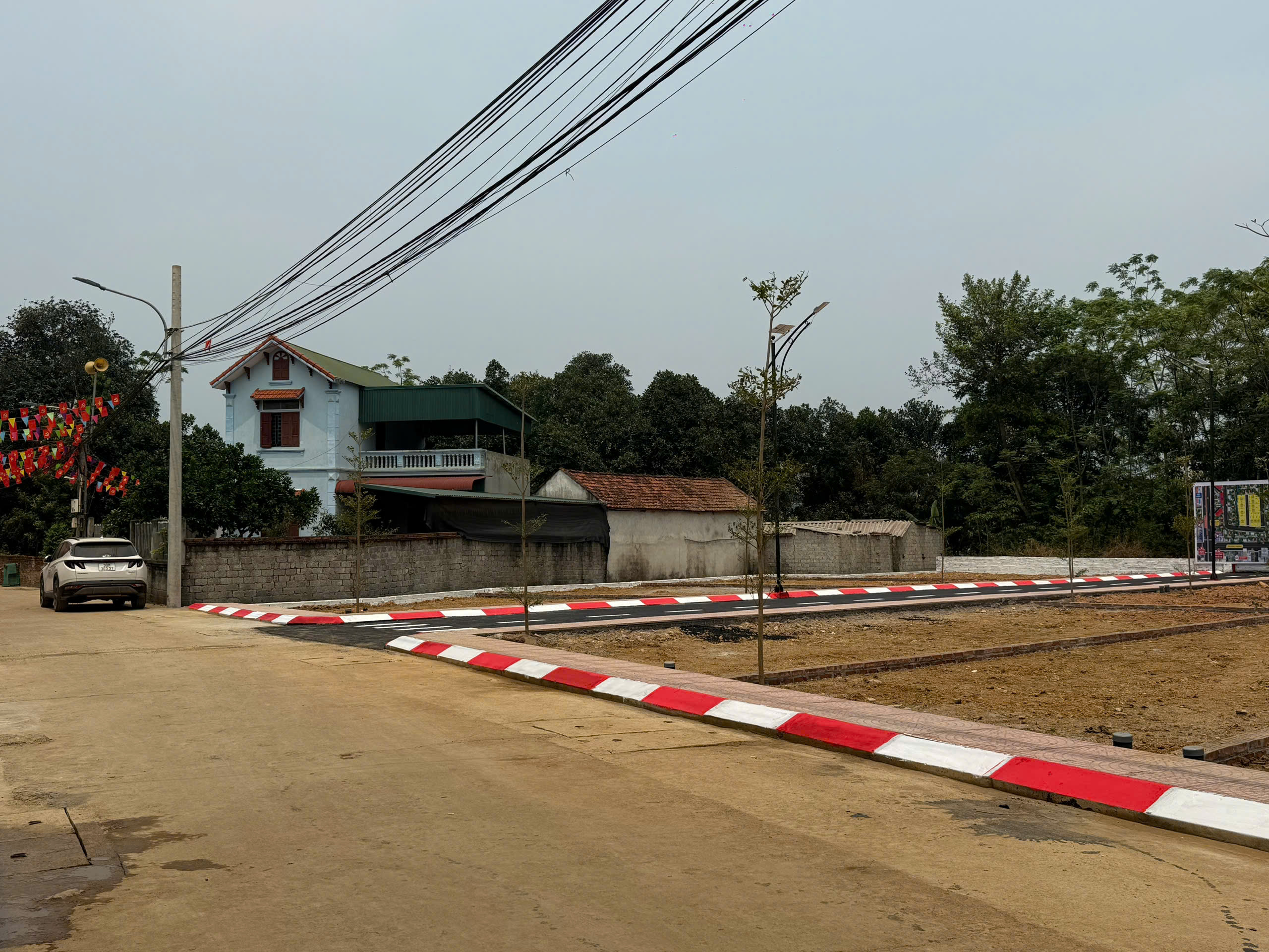  HÀNG HIẾM VỪA RA F0 – SÁT NGAY KHU ĐẠI HỌC FPT HOÀ LẠC 