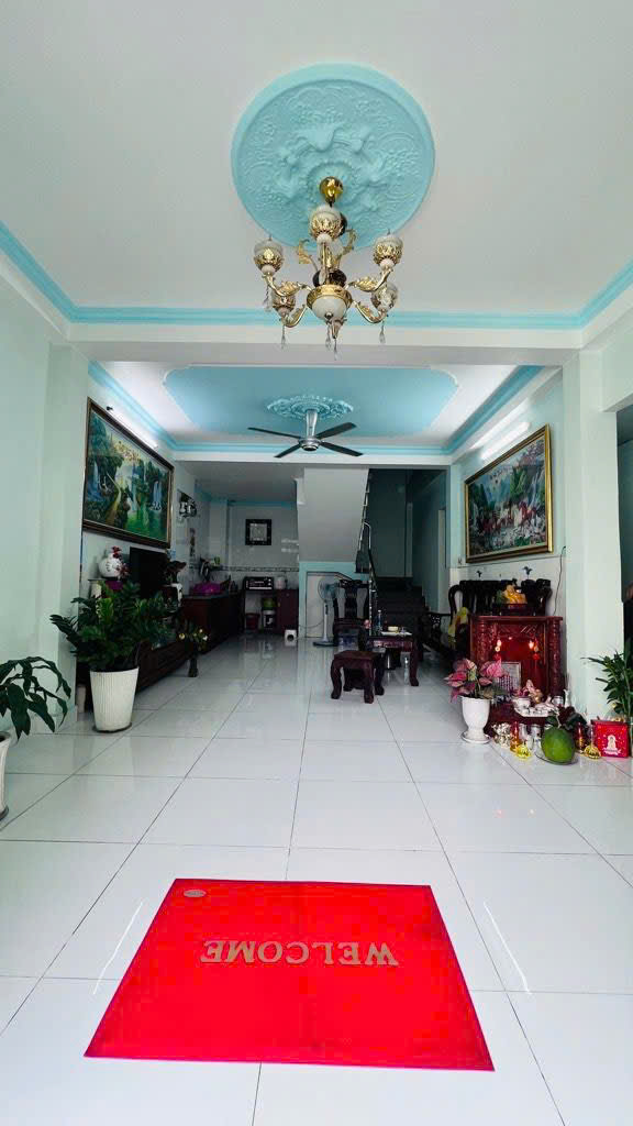  Bán nhà 3 tầng mặt tiền 1 xẹt Huỳnh Tấn Phát, Nam Long Quận 7, giá 6,9 tỷ 