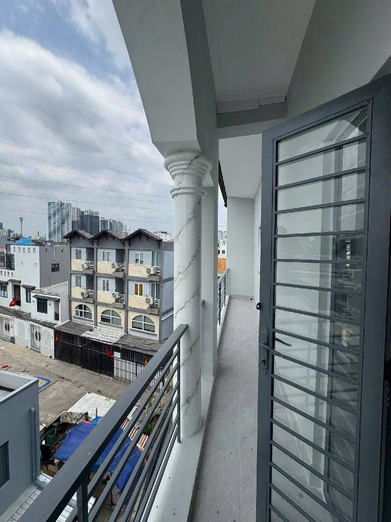  CHỦ GẤP BÁN - CHDV CĂN GÓC 2 MẶT TIỀN Q7 - GIẢM MẠNH 300TR 