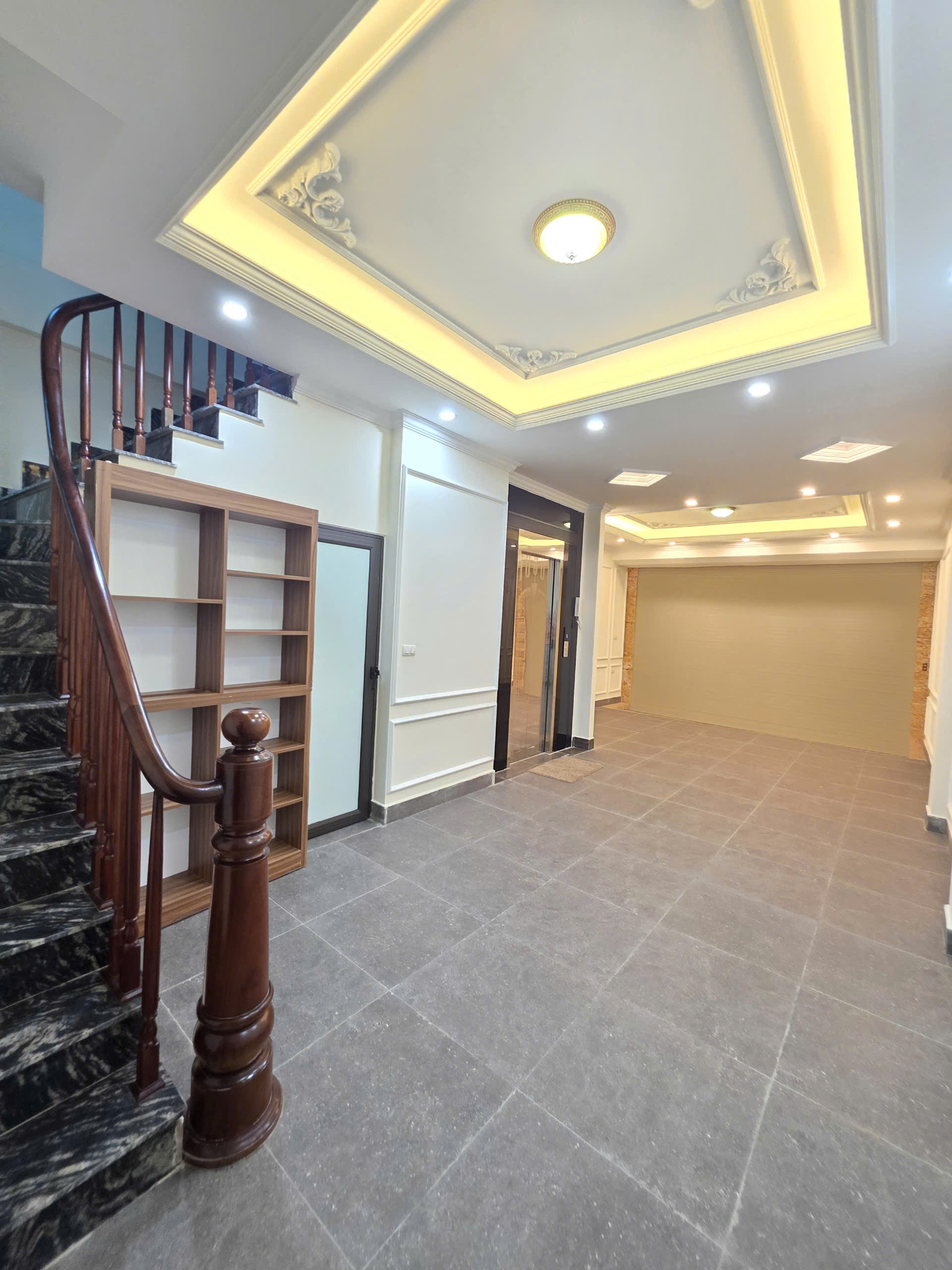  ???? Bán nhà xây mới phố Dương Quảng Hàm hai mặt ngõ đường ô tô 50m2 6t thang máy giá 22 tỷ  ???? 