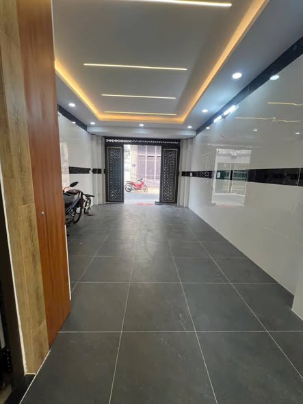  1 xet đường hướng lộ 2-Hẻm hẻm thông, xe hơi chạy. 