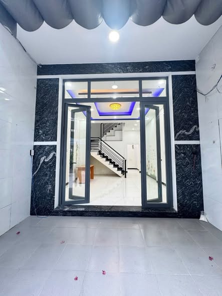  ĐẤT PHÚ HỮU CHỈ 2,75 TỶ - KHU PHÂN LÔ - TIỆN XÂY MỚI - CHỦ HỢP TÁC - GẤP BÁN- Gần vòng xoay Phú Hữu 