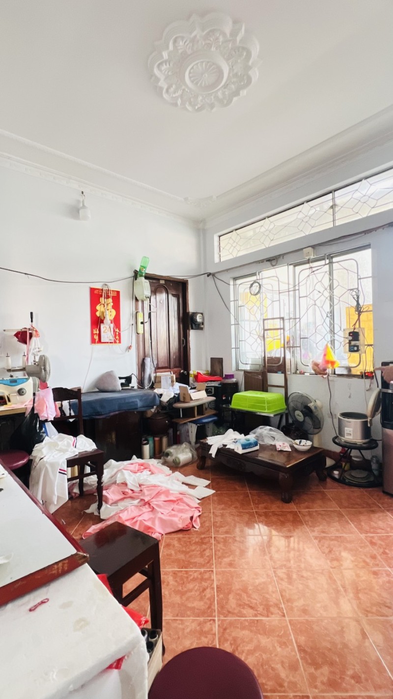  BÁN NHÀ GÒ VẤP HXH 120M2 3 TẦNG NGANG 8M NỞ HẬU CHDV 7 PN PHẠM VĂN ĐỒNG GẤP BÁN 6,9 TỶ. 