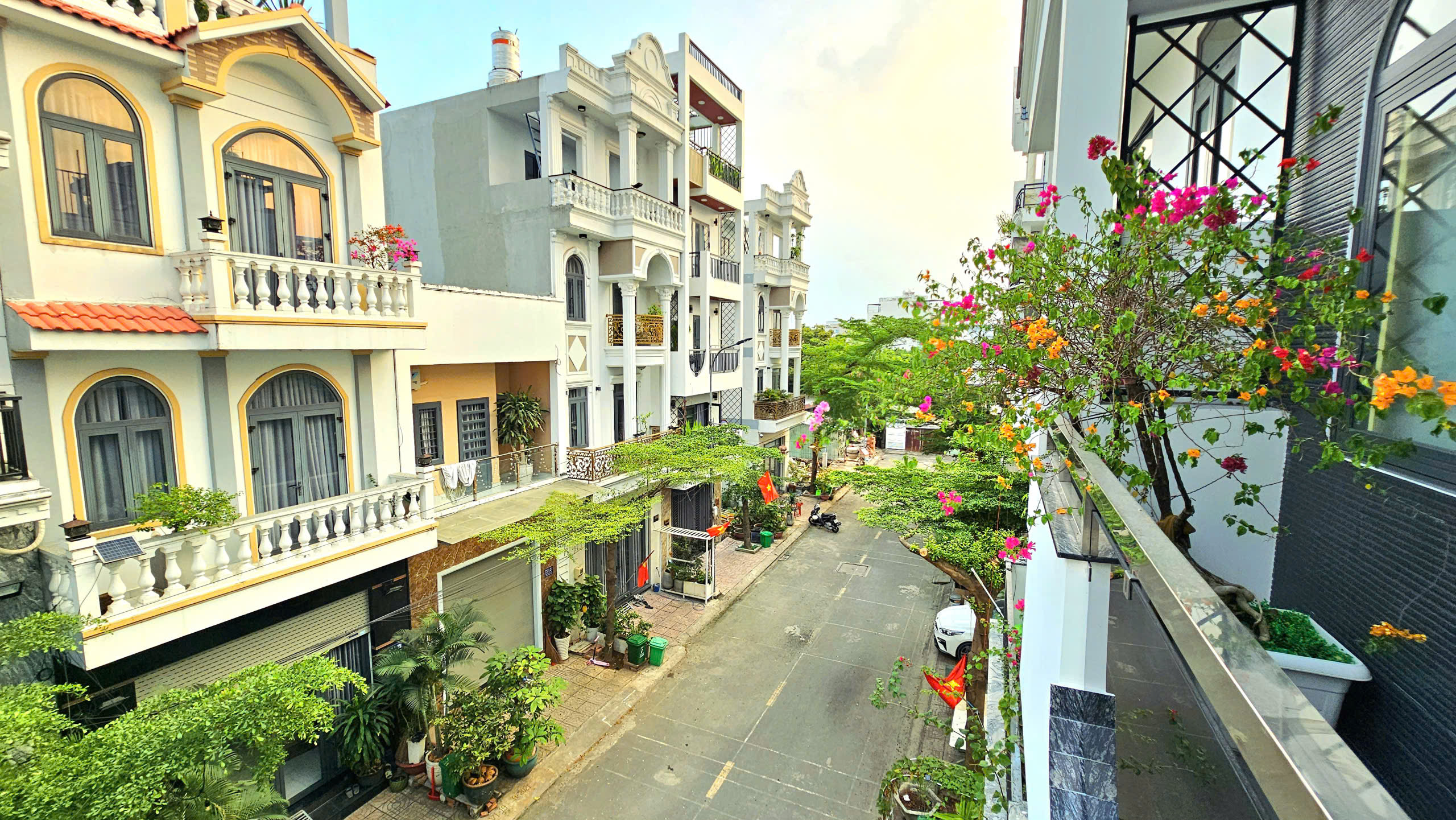  Bán nhà MT 307/23 Bàu Cát, Tân Bình 133m2 (4.1x33m) 2T, 2PN, 2WC, ĐN. Sổ hồng 15 tỷ. LH: 0898333313 