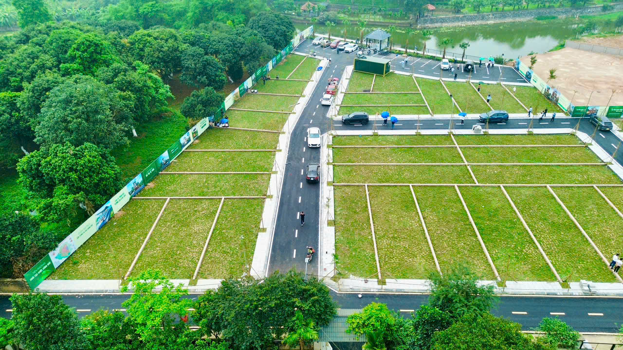  Cơ hội cuối cùng lô đất 100m2 gần Thạch Hòa, khu vực trung tâm Hòa Lạc. Phù hợp xây trọ, đầu tư sinh lời, kết nối Metro 5 – Quốc Lộ 21. Liên hệ xem đất ngay 0973440542 