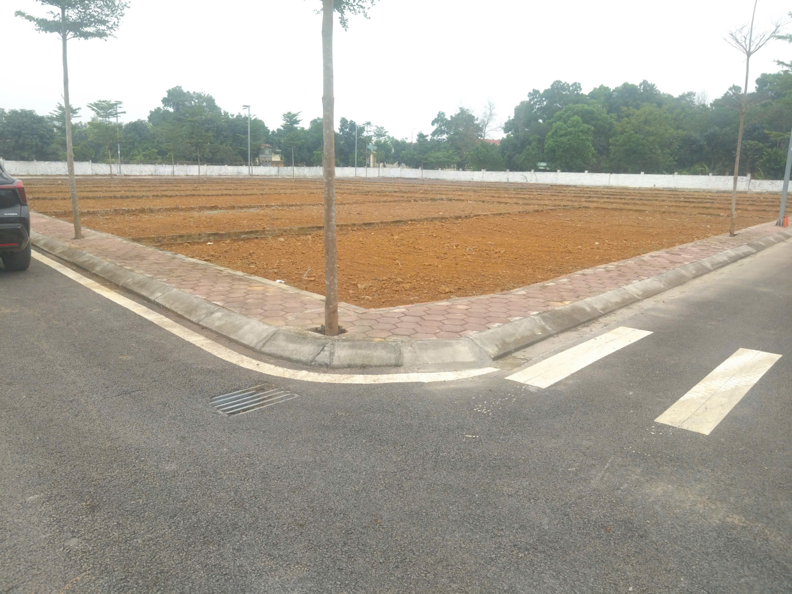  CẦN TIỀN BÁN GẤP LÔ ĐẤT 100M FULL THỔ GẦN TRƯỜNG ĐH FPT 