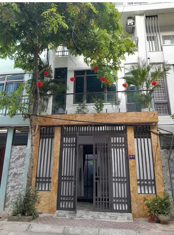  CHÍNH CHỦ CẦN CHO THUÊ NHANH CĂN NHÀ liền kề khu đô thị Hacomland. Duyên Thái Ngọc Hồi 