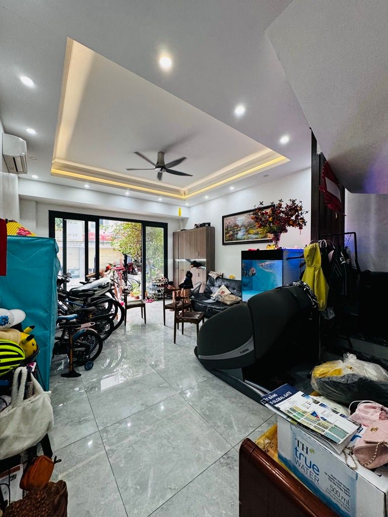  BÁN NHÀ LIỀN KỀ VIỆT HƯNG 76M2 - 6 TẦNG THANG MÁY – 2X TỶ 