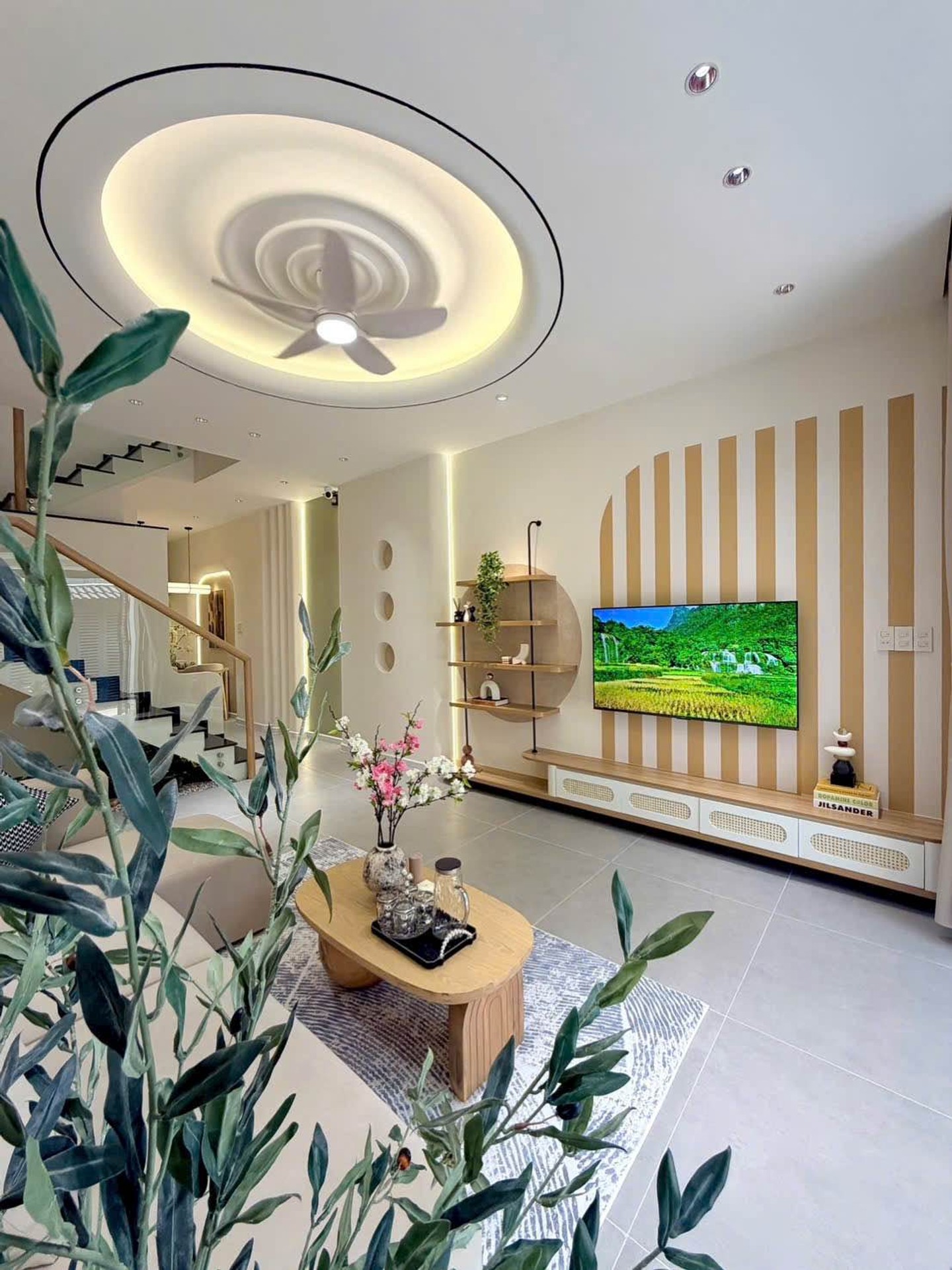  CÒN THƠM MÙI SƠN - SẴN HẾT MỌI THỨ DỌN VÀO LÀ Ở - PHẠM VĂN CHIÊU - GÒ VẤP - 52m2 - NHĨNH 6 TỶ 