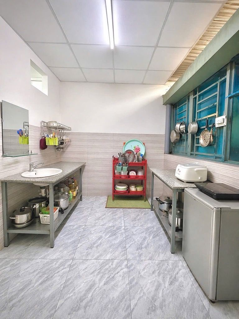  Nhà 2 tầng đẹp, Bình Trị Đông, Bình Tân 