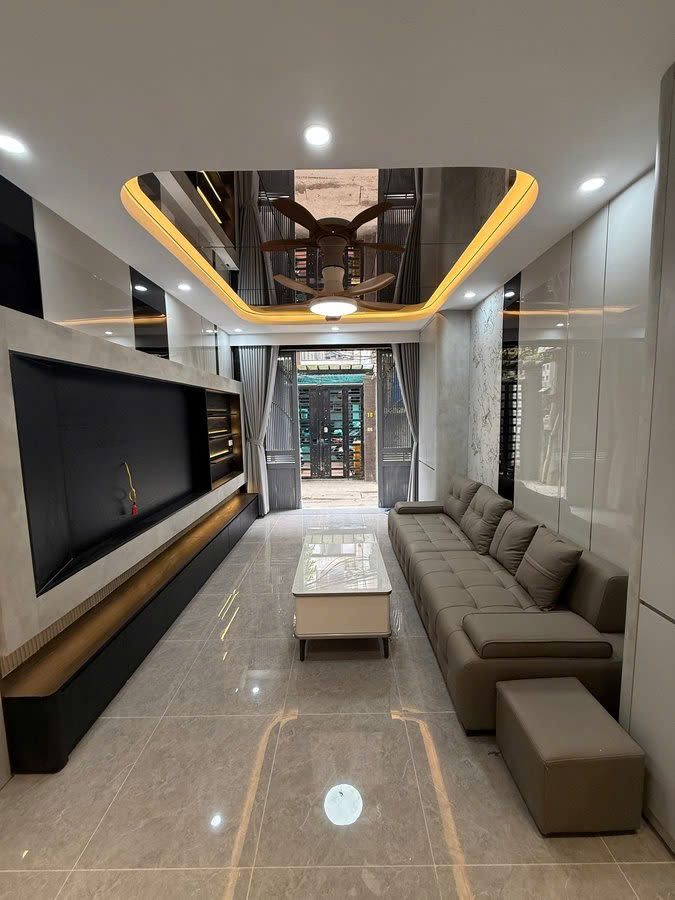  Bán CHDV Quan Nhân gần ôtô, 38m2-5T, full nội thất mới xịn xò cực đẹp, giá 11 tỷ 