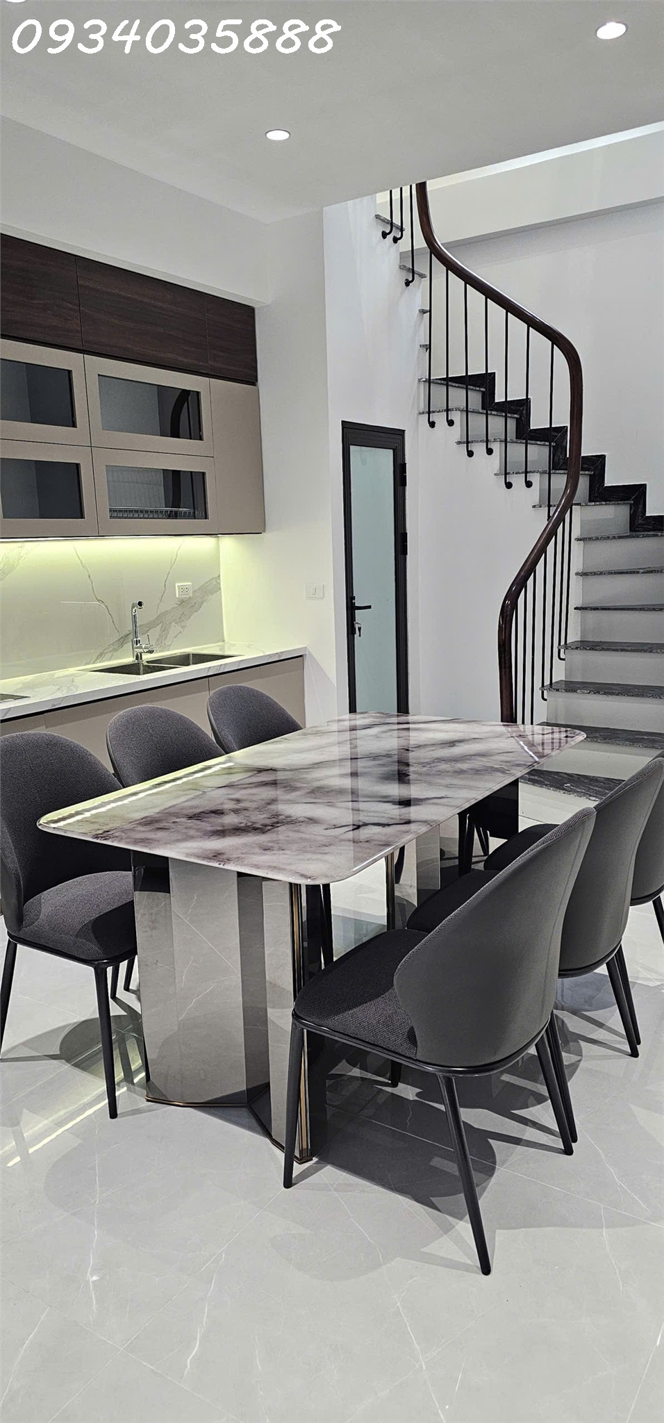  ???? THƯỢNG THANH – NHÀ ĐẸP – THANG MÁY – FULL NỘI THẤT – GIÁ TRỊ TĂNG CAO 