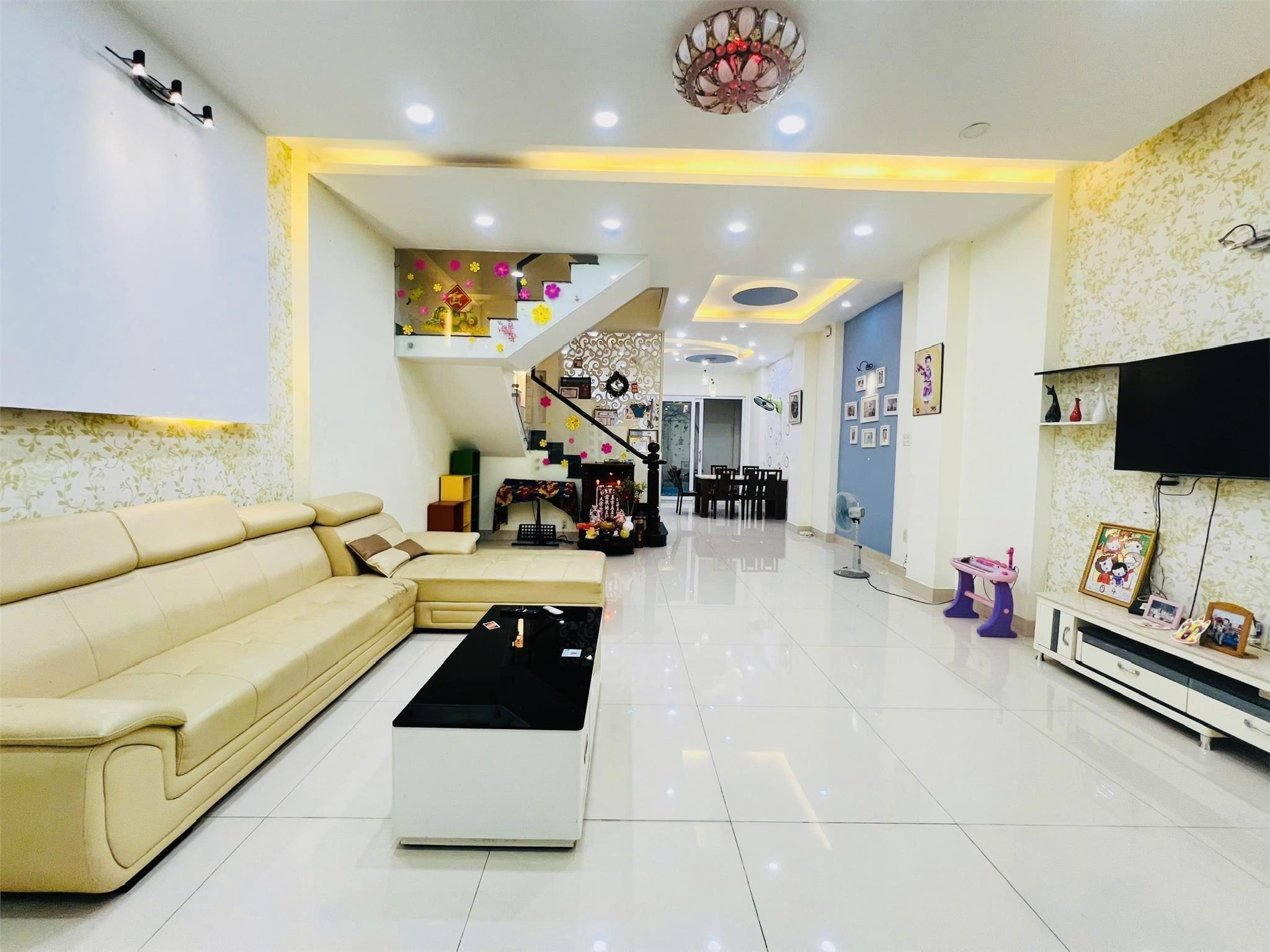  NGỘP BANK GẤP BÁN, GIẢM TỪ 13 TỶ CHỈ CÒN 10.85 TỶ, ĐƯỜNG SỐ 9, P.16, DT 113M2,3 TẦNG, HXH 