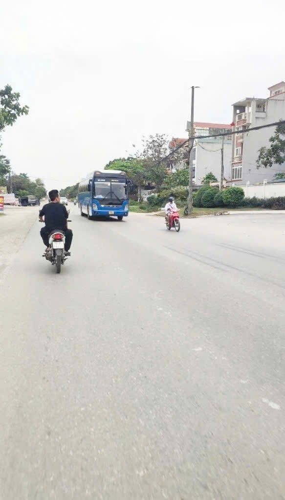  Bán đất thổ cư Quốc Oai, Hà Nội - 209m² - Sổ Đỏ - Giá tốt! 