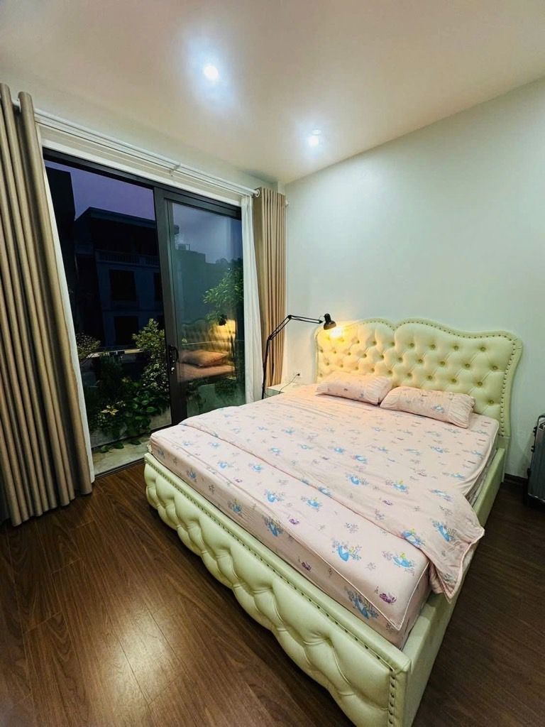  Bán nhà Ngọc Thụy- Ngõ Nông- Sát ô tô- 33m 5 tầng full NT nhỉnh 6 tỷ(TL) 