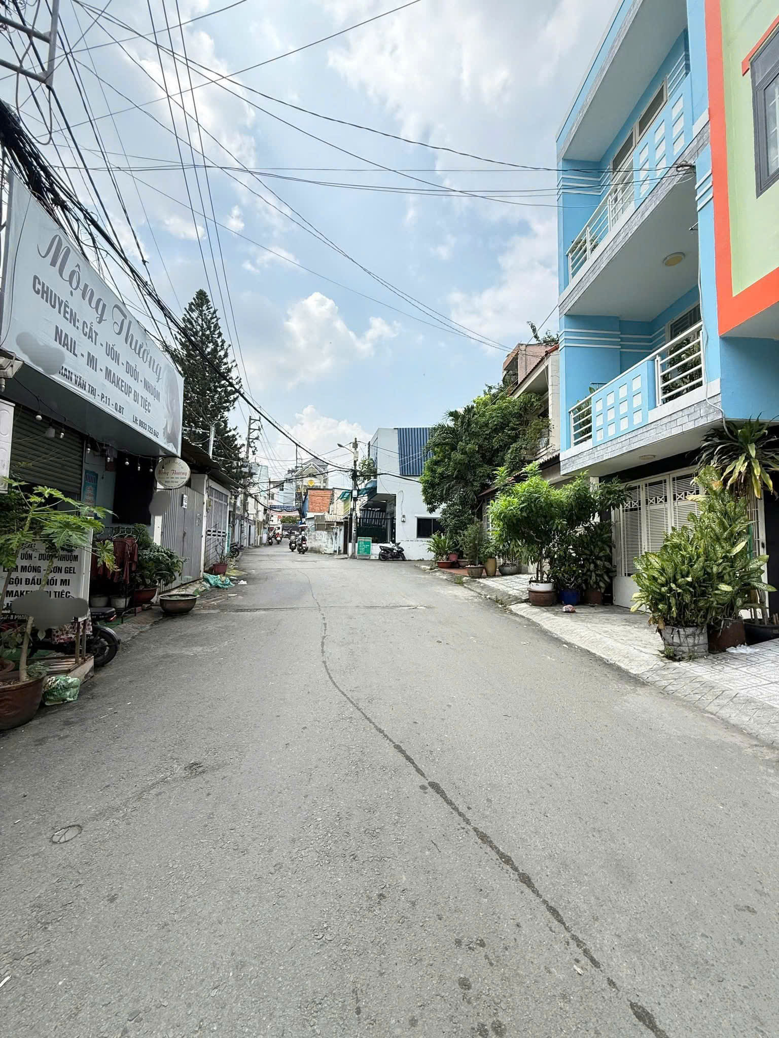  Bán nhà Hẻm 8m Phan Văn Trị ngay gần Phạm Văn Đồng, 4,7x20m, 2 Tầng, Chỉ 11 tỷ. 