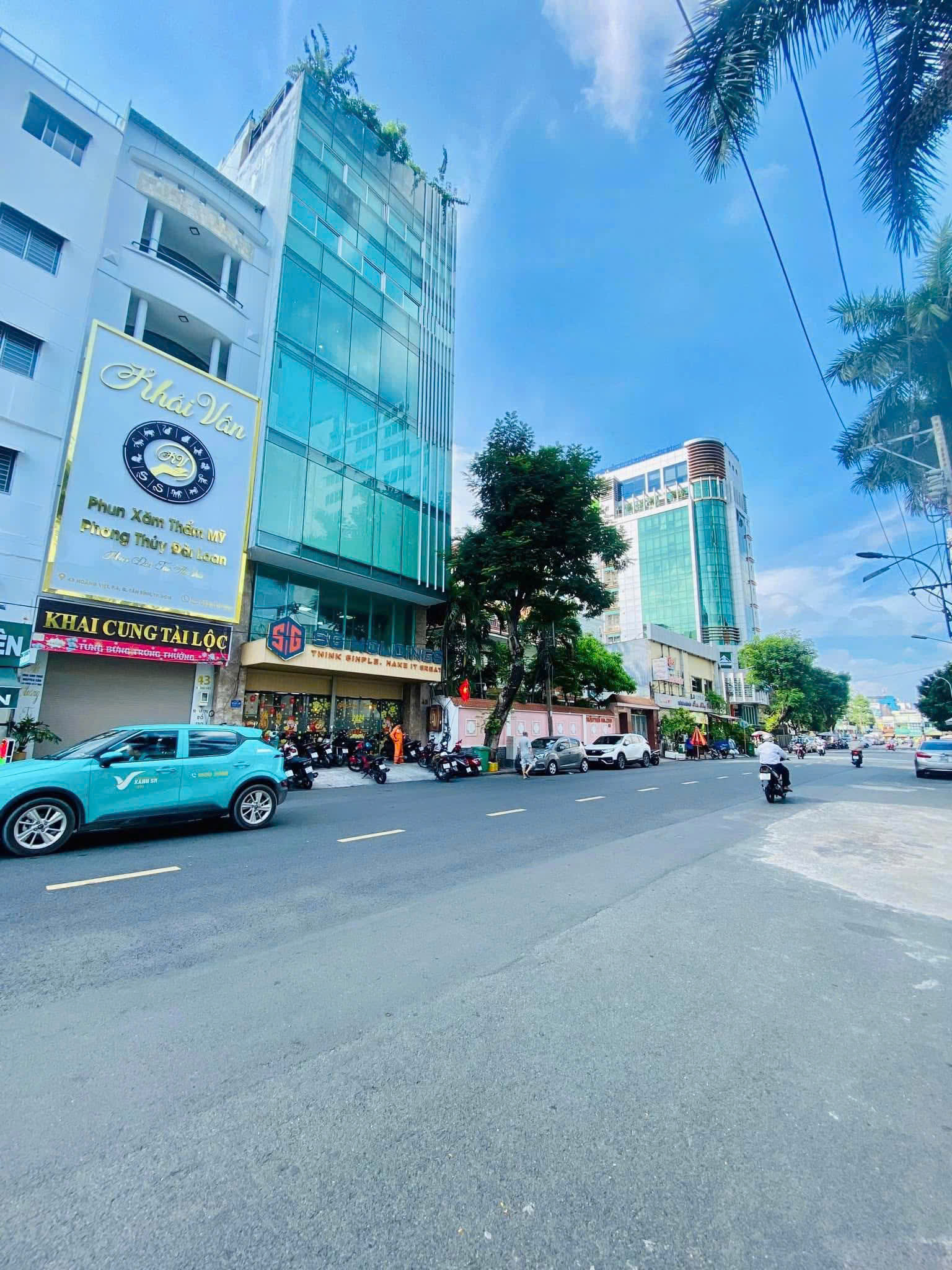  Bán Nhà Mặt tiền Hoàng Việt - giao Út Tịch, 6,2x16m, 6 Tầng - thang máy - 11 PN, chỉ 36,9 tỷ. 