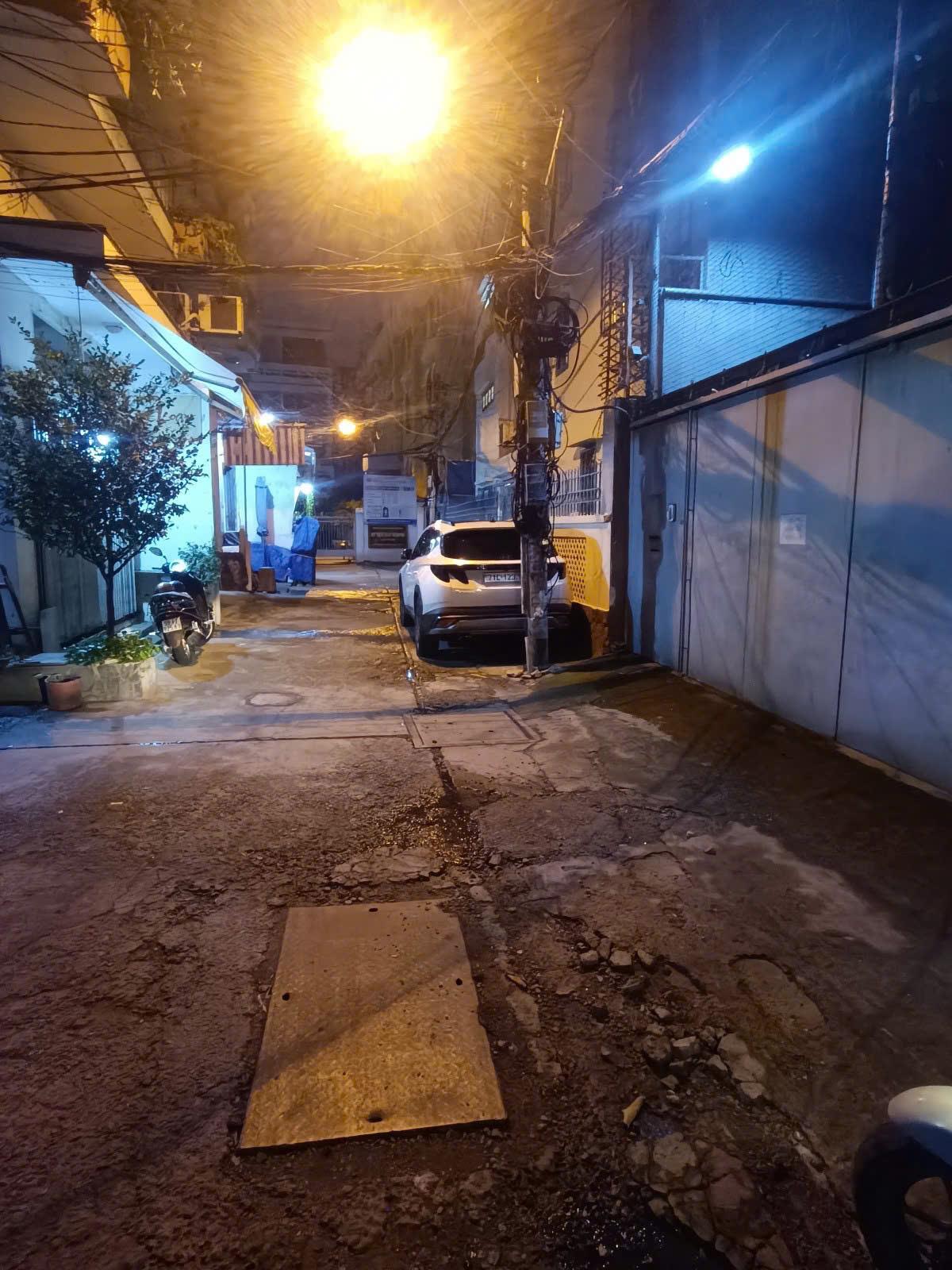  Nhà HXH Đường Võ Thị Sáu Phường 8 Cũ Quận 3. 