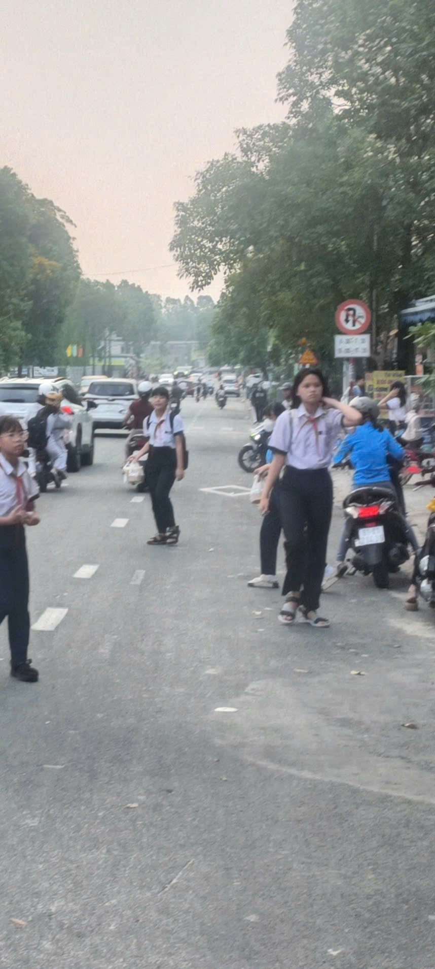  NHÀ  ĐẸP – GIÁ TỐT  – CHÍNH CHỦ CẦN BÁN GẤP NHÀ Tại Phường MỸ Phước, Thị xã Bến Cát, Bình Dương 