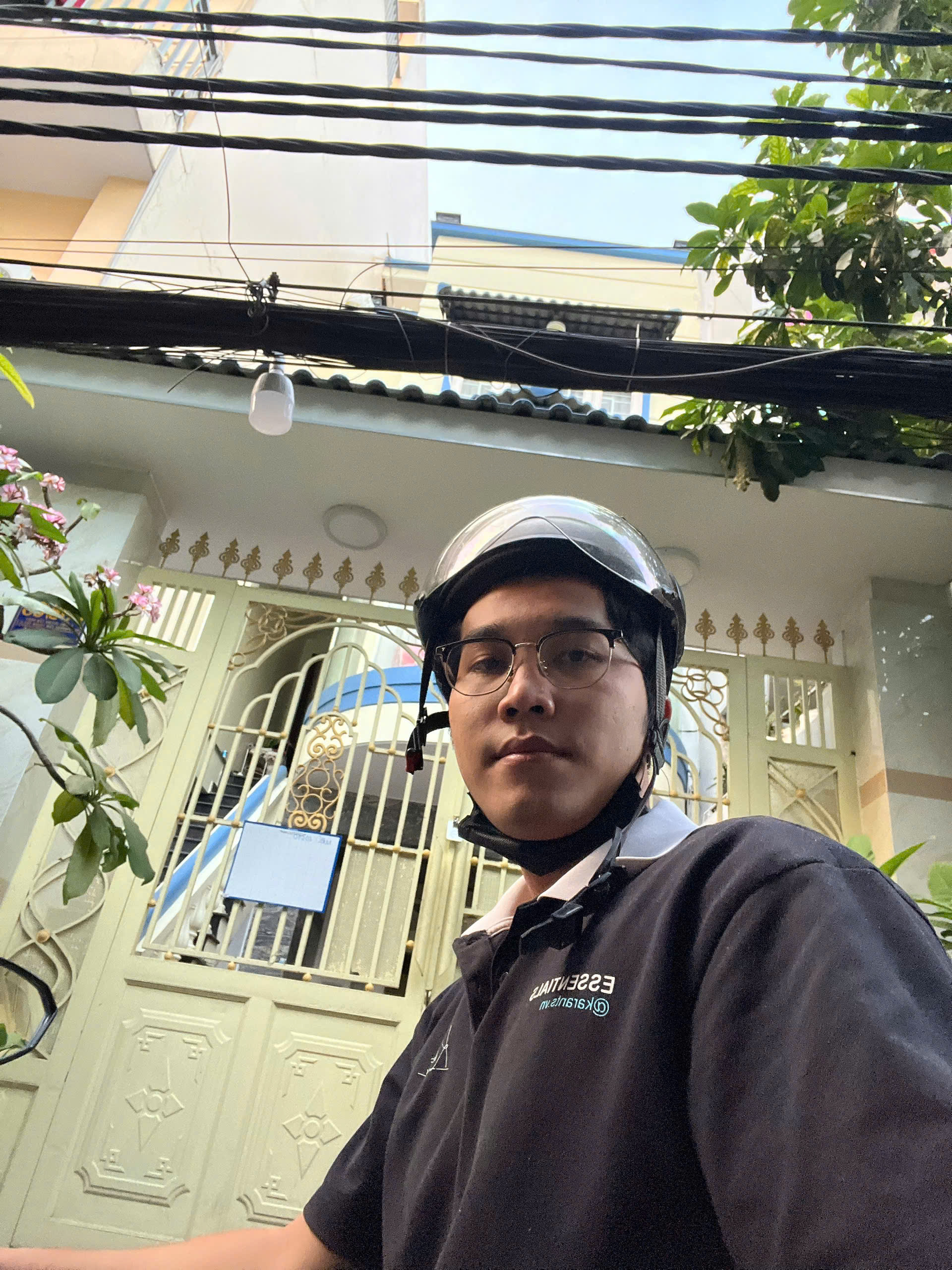  THUẬN AN CƯ – 4 TẦNG – HẺM THÔNG ECO GREEN
???? Q7 – H.ẺM 308 HUỲNH TẤN PHÁT – 4x20 – NH.ỈNH 11 T.Ỷ 